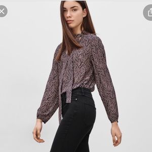 Aritzia Talula Ivor blouse